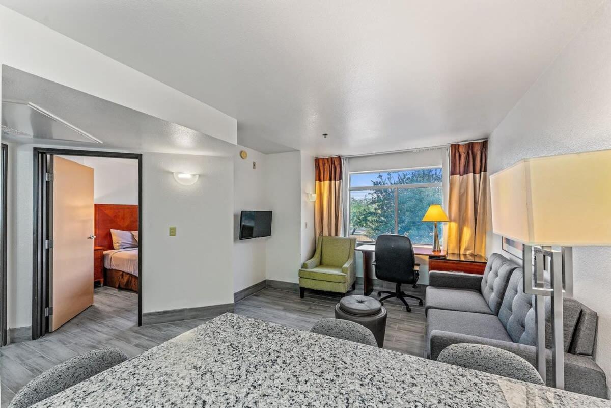 Chandler Promo 1Bd 1Ba 외부 사진